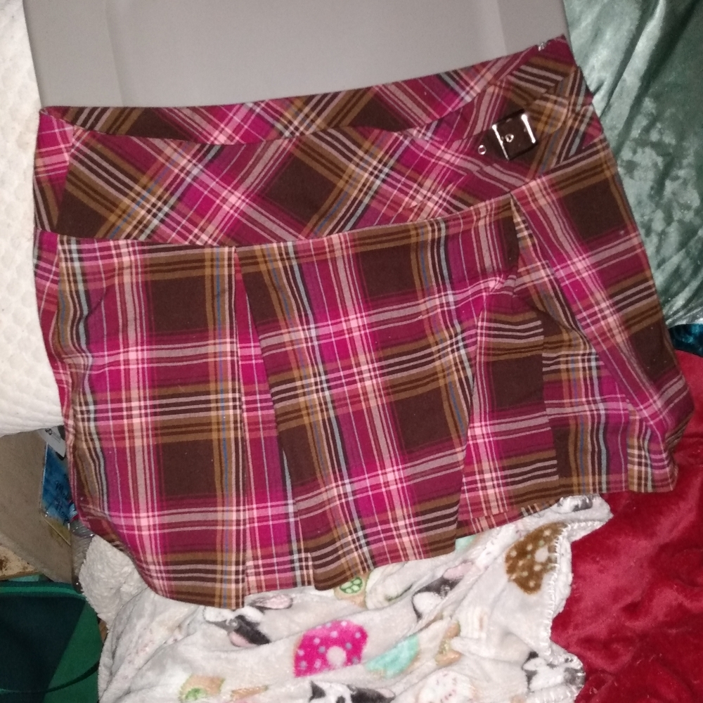 Red & Green plaid skirt
